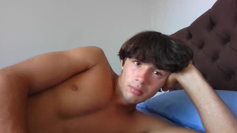 Snapshot of hunglikecrazyy chatting on April 2026 08:55:02 PM Tyler online show from April 2026 08:55:02 PM