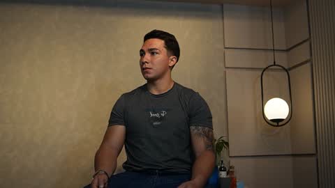 hunk_ryan online show from January 2025 01:03:01 PM