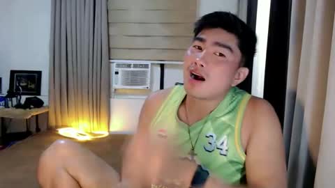 Snapshot of hunkfireman chatting on February 2026 11:36:02 PM ADAM online show from February 2026 11:36:02 PM