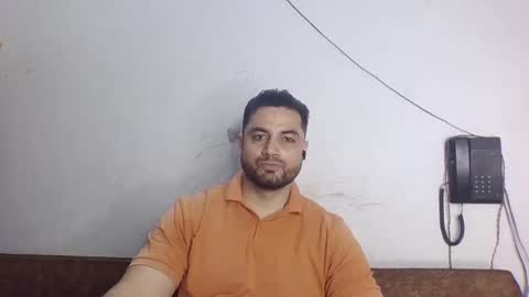 Snapshot of hunkster102 chatting on May 2026 09:37:01 AM hunkster102 online show from May 2026 09:37:01 AM