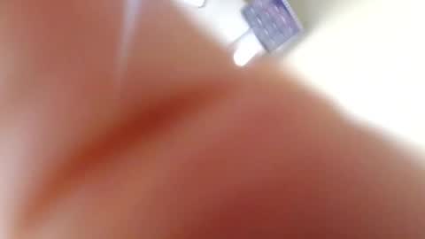 Snapshot of hunkyneighbor chatting on December 2024 05:40:02 PM leo online show from December 2024 05:40:02 PM