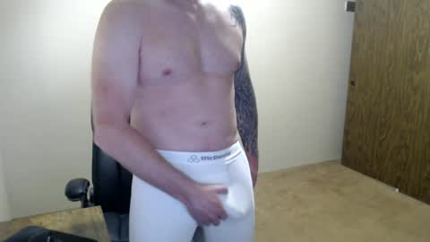 Snapshot of hunter_jayden7 chatting on June 2026 08:44:01 PM TypsyT7 online show from June 2026 08:44:01 PM