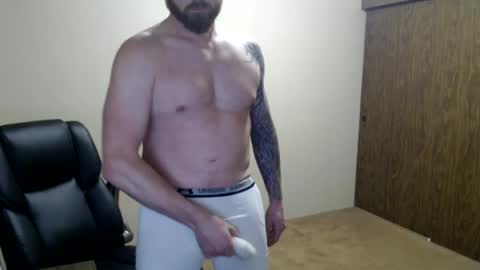 Snapshot of hunter_jayden7 chatting on July 2026 04:00:02 AM TypsyT7 online show from July 2026 04:00:02 AM