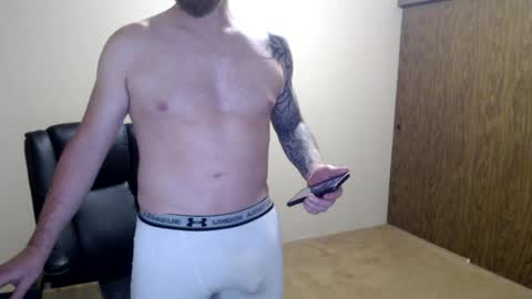 Snapshot of hunter_jayden7 chatting on August 2026 06:12:01 AM TypsyT7 online show from August 2026 06:12:01 AM