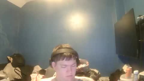 hunter_lust97 online show from May 2026 01:33:01 AM