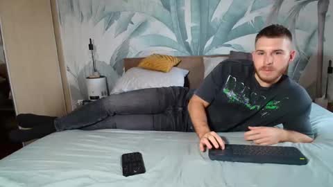 Hunter Bridges online show from November 2025 08:59:02 AM