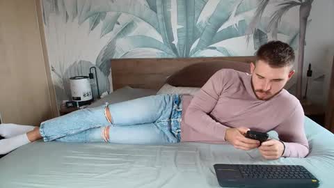 Hunter Bridges online show from November 2025 08:51:05 AM