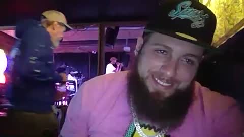 hunters0917 online show from October 2025 02:34:01 AM