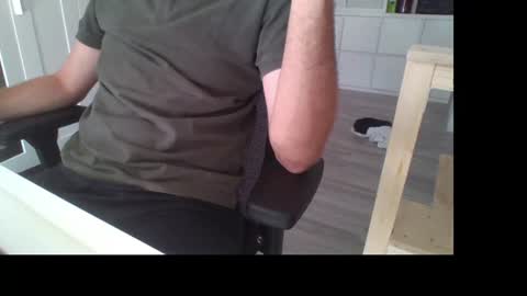 Snapshot of hunting_007 chatting on July 2026 12:03:01 PM hunting_007 online show from July 2026 12:03:01 PM
