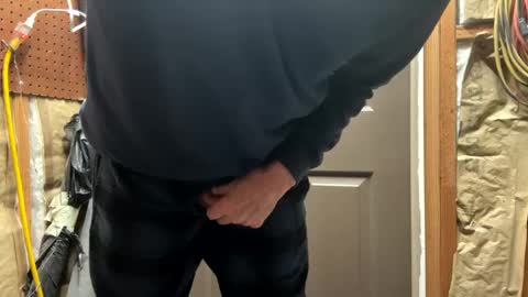 huskey300 online show from February 2025 02:21:01 PM