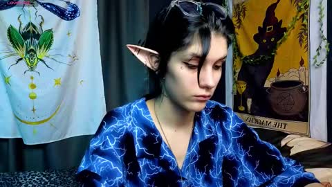 Snapshot of hyeon_jin chatting on January 2025 09:28:01 PM Hyeon Jin online show from January 2025 09:28:01 PM