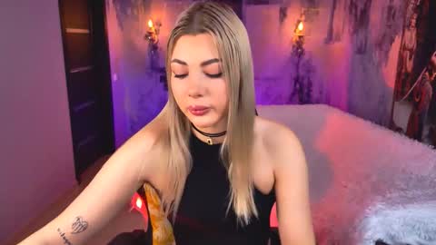 Snapshot of hyileyclark chatting on February 2026 05:11:02 AM hyileyclark online show from February 2026 05:11:02 AM