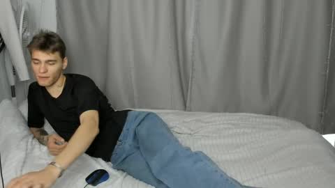 hyper_muse online show from March 2026 12:06:02 PM