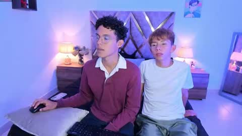 Son Hyunjin online show from November 2025 01:27:01 AM