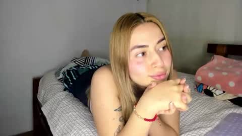 Snapshot of hyunjooo chatting on October 2025 07:33:01 PM Hyun Joo online show from October 2025 07:33:01 PM