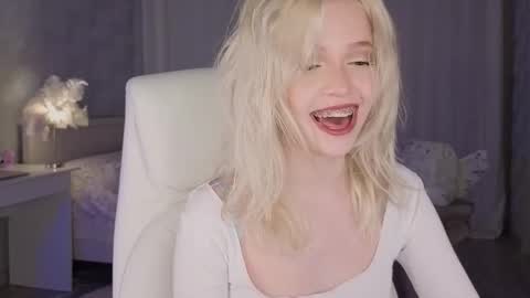 Joselle online show from March 2026 12:15:01 AM