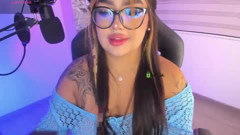 Snapshot of i_am_ari chatting on April 2026 02:11:02 AM Ari online show from April 2026 02:11:02 AM