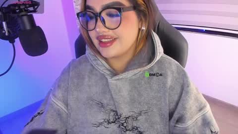 Snapshot of i_am_ari chatting on April 2026 02:16:02 AM Ari online show from April 2026 02:16:02 AM