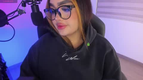 Snapshot of i_am_ari chatting on April 2026 02:34:01 AM Ari online show from April 2026 02:34:01 AM