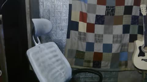 Kim online show from January 2025 12:11:01 PM