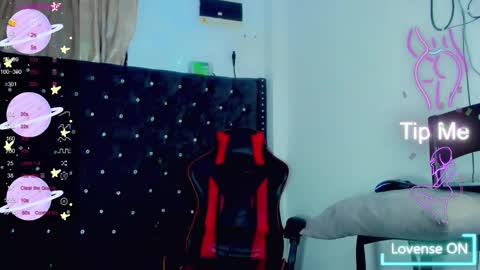 kelvis online show from October 2025 01:08:02 PM