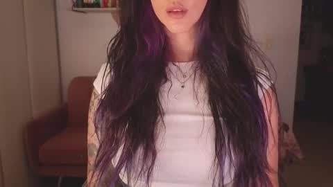 Lana Banana online show from December 2025 03:33:01 AM