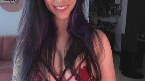 Snapshot of i_cant_believe_its_you chatting on February 2026 07:53:02 PM Lana Banana online show from February 2026 07:53:02 PM