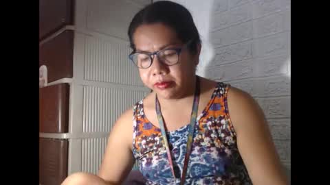 Snapshot of i_drain_u_bitch chatting on February 2025 09:58:02 AM jamaeca online show from February 2025 09:58:02 AM