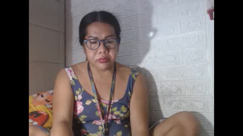 Snapshot of i_drain_u_bitch chatting on March 2025 02:36:02 AM jamaeca online show from March 2025 02:36:02 AM
