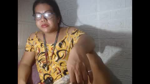 Snapshot of i_drain_u_bitch chatting on March 2025 12:22:02 PM jamaeca online show from March 2025 12:22:02 PM