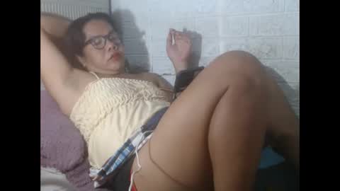 Snapshot of i_drain_u_bitch chatting on March 2025 01:51:01 PM jamaeca online show from March 2025 01:51:01 PM