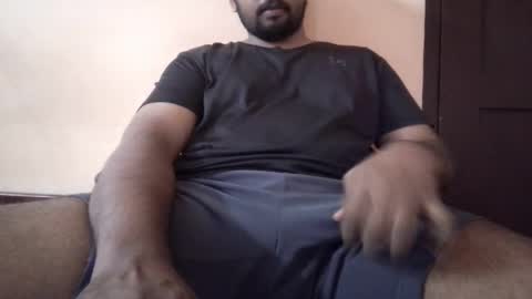 kira..... online show from May 2026 11:15:01 AM