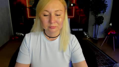 Snapshot of i_will_wake_u_up chatting on May 2026 01:36:02 AM Samanta online show from May 2026 01:36:02 AM