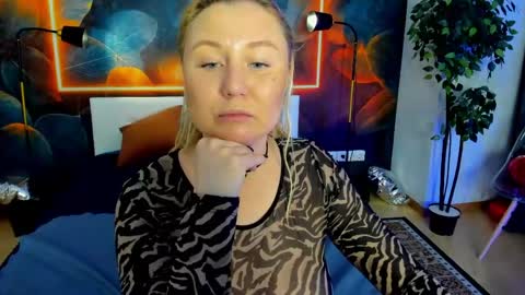 Snapshot of i_will_wake_u_up chatting on June 2026 01:29:02 AM Samanta online show from June 2026 01:29:02 AM