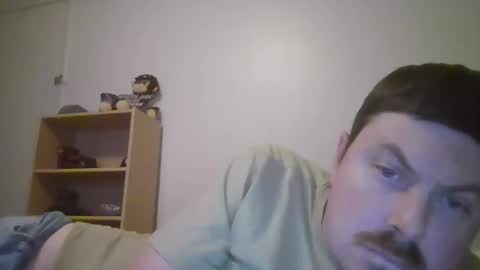 iaguy0587 online show from April 2026 07:41:01 AM