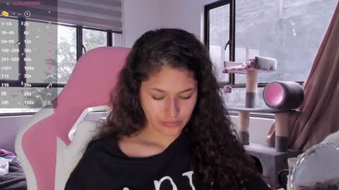 Snapshot of iam_nikki chatting on January 2025 09:58:01 PM On instagram Imm  NikkiHelp me reach 100 likes online show from January 2025 09:58:01 PM