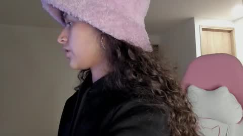 Snapshot of iam_nikki chatting on March 2025 12:37:01 AM On instagram Imm  NikkiHelp me reach 100 likes online show from March 2025 12:37:01 AM