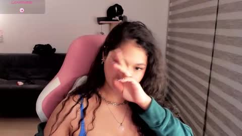 Snapshot of iam_nikki chatting on September 2025 04:55:02 AM On instagram Imm  NikkiHelp me reach 100 likes online show from September 2025 04:55:02 AM