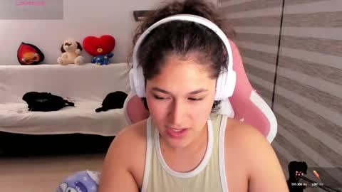 Snapshot of iam_nikki chatting on September 2025 04:28:01 AM On instagram Imm  NikkiHelp me reach 100 likes online show from September 2025 04:28:01 AM