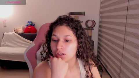 Snapshot of iam_nikki chatting on October 2025 03:40:02 AM On instagram Imm  NikkiHelp me reach 100 likes online show from October 2025 03:40:02 AM