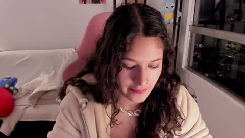 Snapshot of iam_nikki chatting on February 2026 04:32:01 AM On instagram Imm NikkiHelp me reach 100 likes online show from February 2026 04:32:01 AM