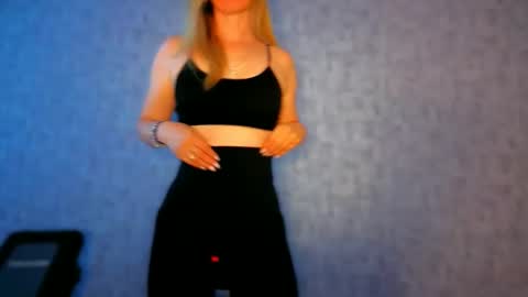 Snapshot of iam_venus chatting on May 2026 02:10:01 PM Venus online show from May 2026 02:10:01 PM