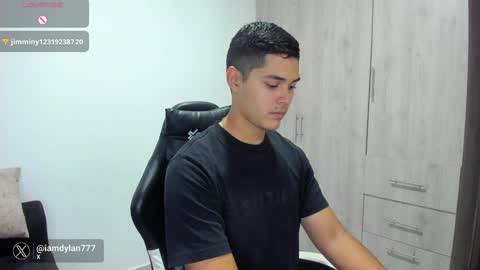 Dylan  independent model  online show from February 2025 10:51:02 PM