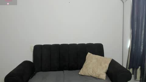 Dylan  independent model  online show from March 2026 01:04:02 PM