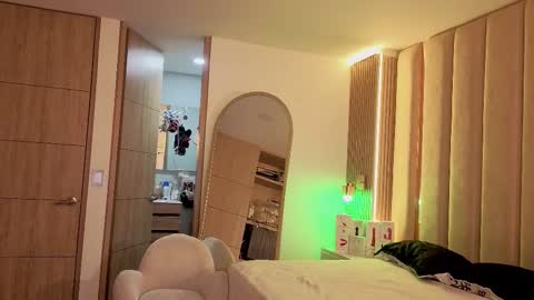 Nyxy online show from February 2026 11:06:02 AM