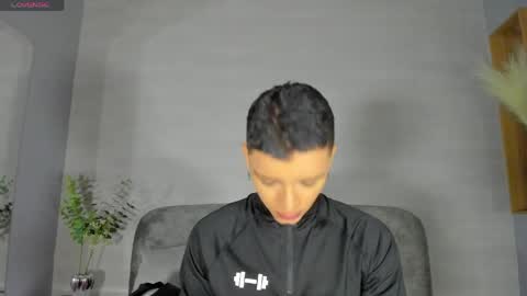 Snapshot of ian_castillo_ chatting on June 2026 11:12:02 AM IAN CASTILLO online show from June 2026 11:12:02 AM