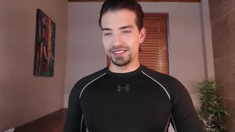 Snapshot of ian_davis chatting on February 2025 07:38:02 PM Ian Davis online show from February 2025 07:38:02 PM