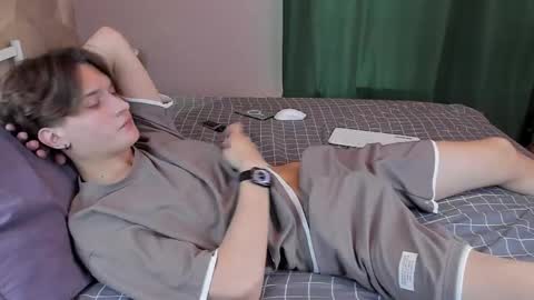 Ian Flor online show from June 2026 10:32:02 AM