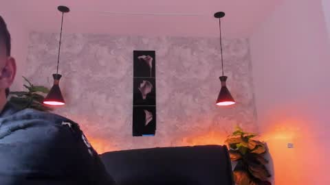 ian_jacob online show from April 2026 08:28:02 PM