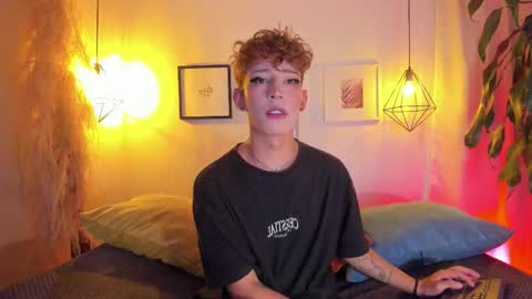 ian  online show from October 2025 03:38:01 AM